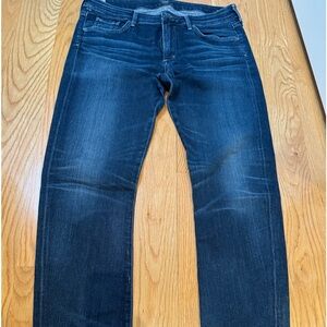 Mott & Bow Highrise Skinny Size 31. Never worn. Brand New